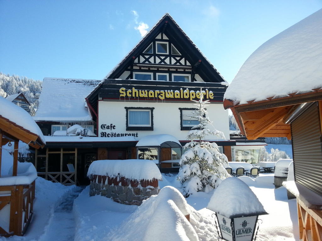Hotel-Berggasthof Schwarzwaldperle Sasbachwalden Eksteriør billede
