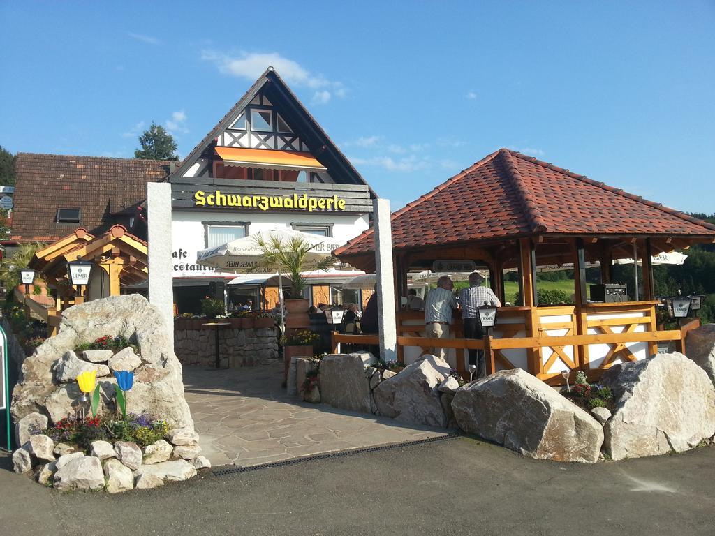 Hotel-Berggasthof Schwarzwaldperle Sasbachwalden Eksteriør billede