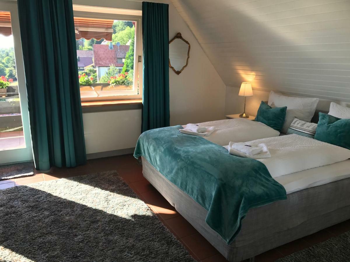 Hotel-Berggasthof Schwarzwaldperle Sasbachwalden Eksteriør billede